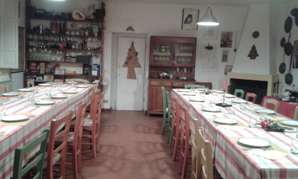 Agriturismo "La Rosa Canina" Bed and Breakfast Lerici Exteriör bild