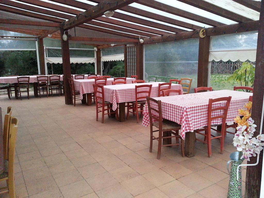 Agriturismo "La Rosa Canina" Bed and Breakfast Lerici Exteriör bild